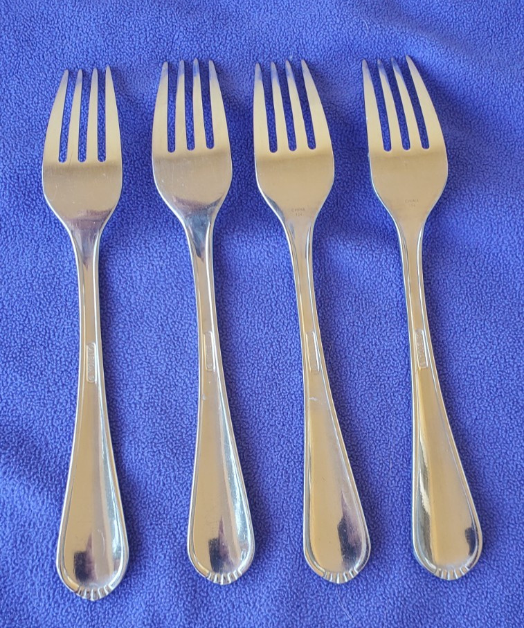 4-Oneida COUNTESS Glossy DINNER FORKS 7 3/4"