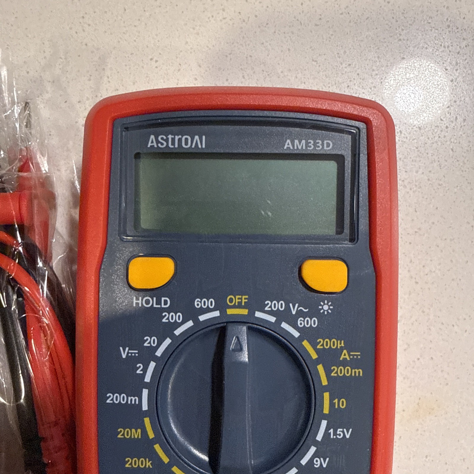 AM33D Digital Multimeter by Astroni – TRMS, 2000 Counts, Volt Ohm Tester/Clips