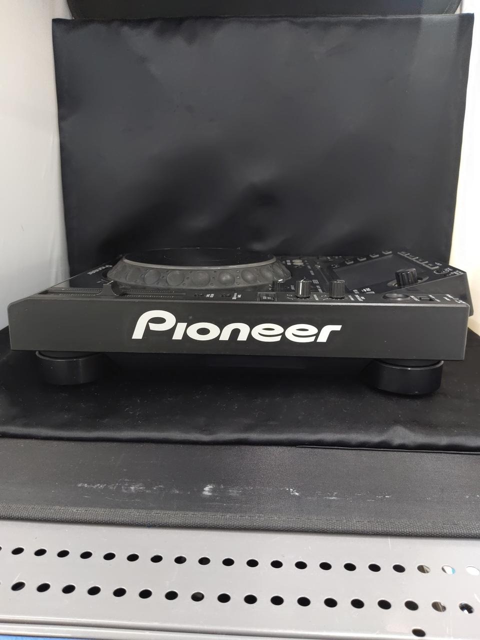 Pioneer CDJ-2000 Professional DJ Multi Player CD USB SD MP3 Tested Working Black