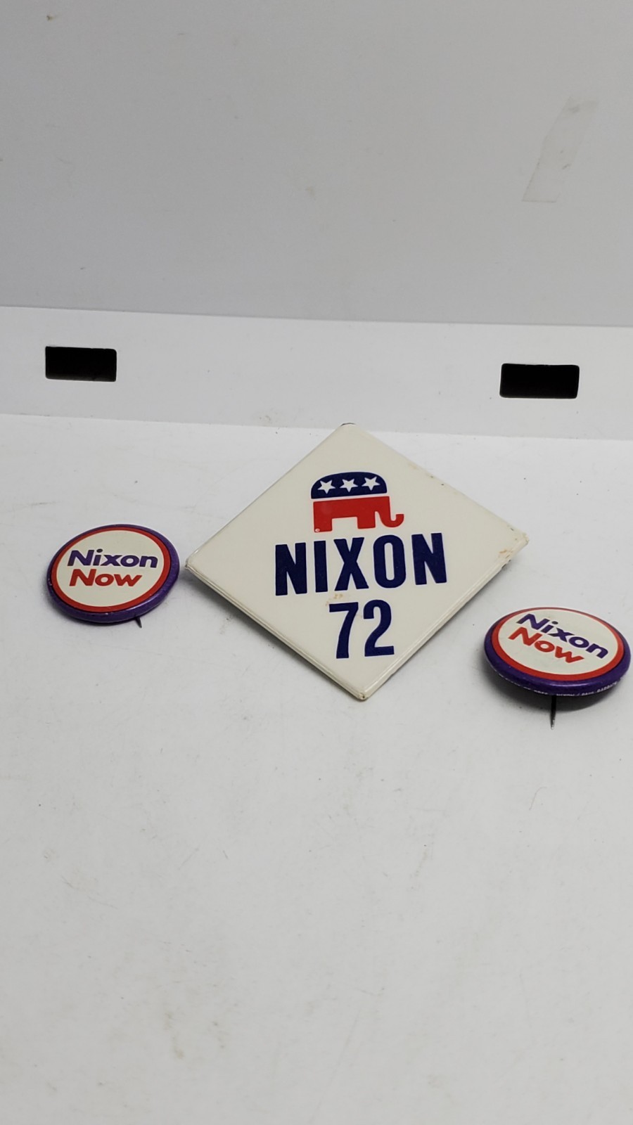 Nixon Pinback/button Lot Of 3