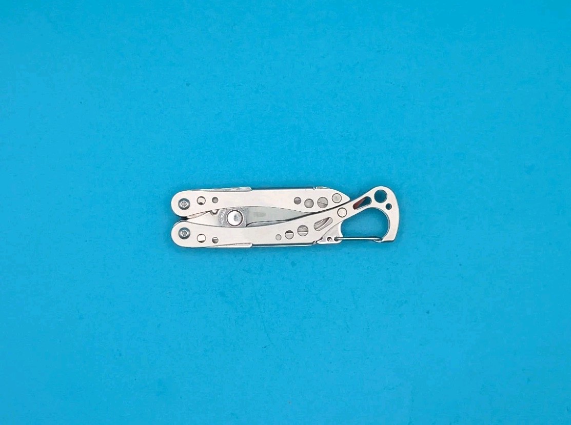 Leatherman Style CS Red Multi-Tool! FAST SHIPPING!