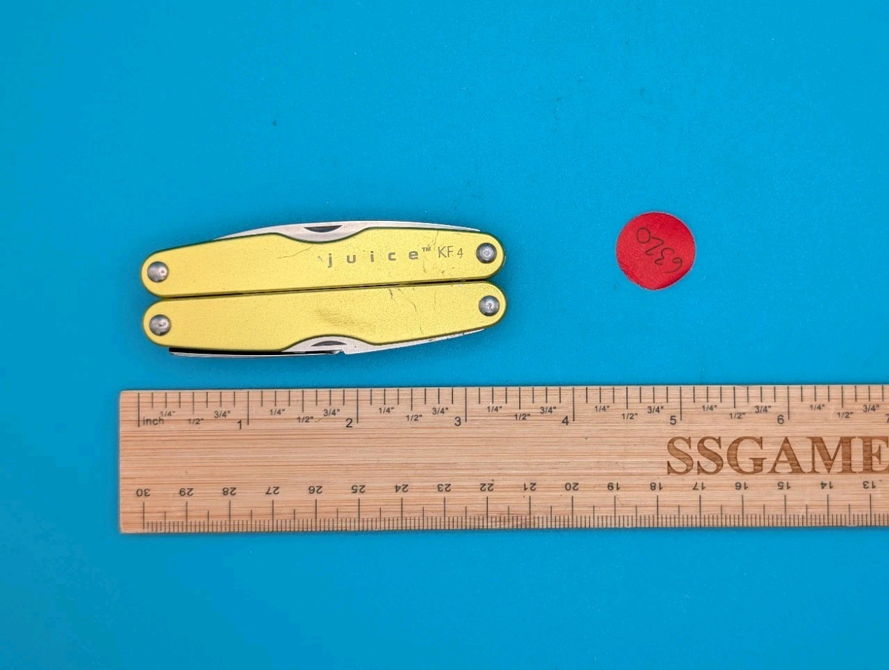 Leatherman JUICE KF4 Multi-Tool! ELECTRIC YELLOW!