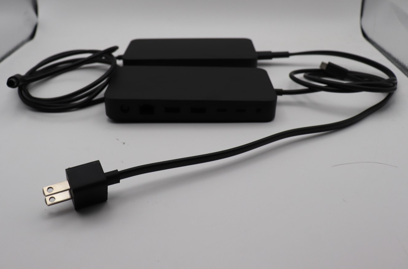 Microsoft Surface Thunderbolt Dock High-Speed Docking Station - T8H-00001 - Open