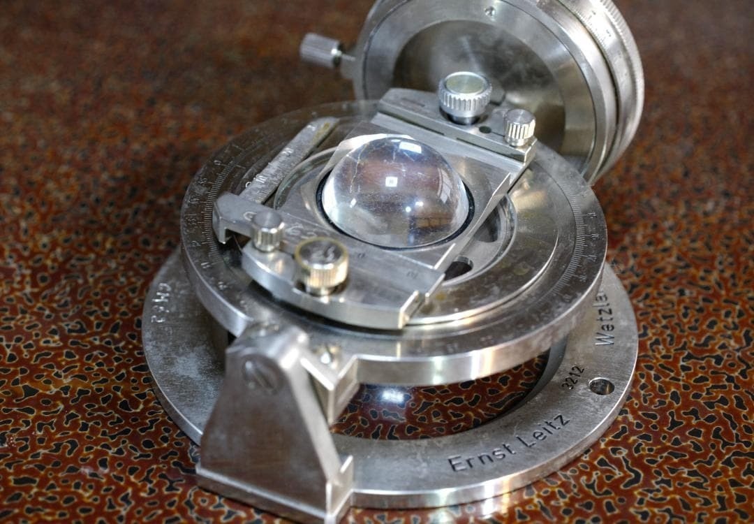 Antique Leitz Universal Rotating Stage UT2 Polarizing Microscope Accessory Case