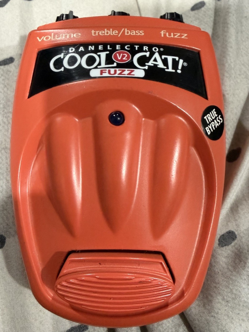 Danelectro Cool Cat Fuzz Effects Pedal V2 Version 2 Guitar Effects Pedal