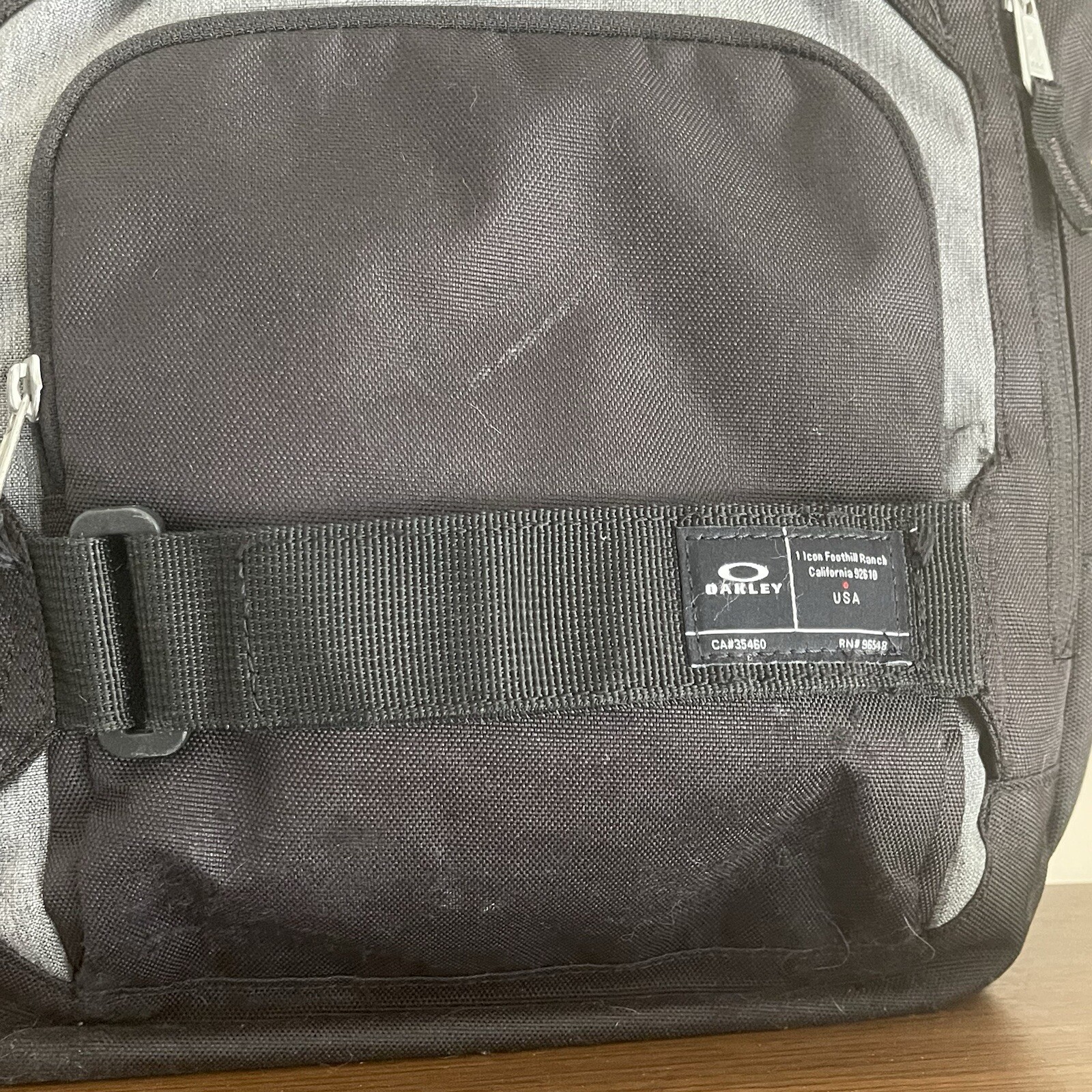 OAKLEY - Enduro 2.0 30L Backpack 17" Laptop - School College Backpack