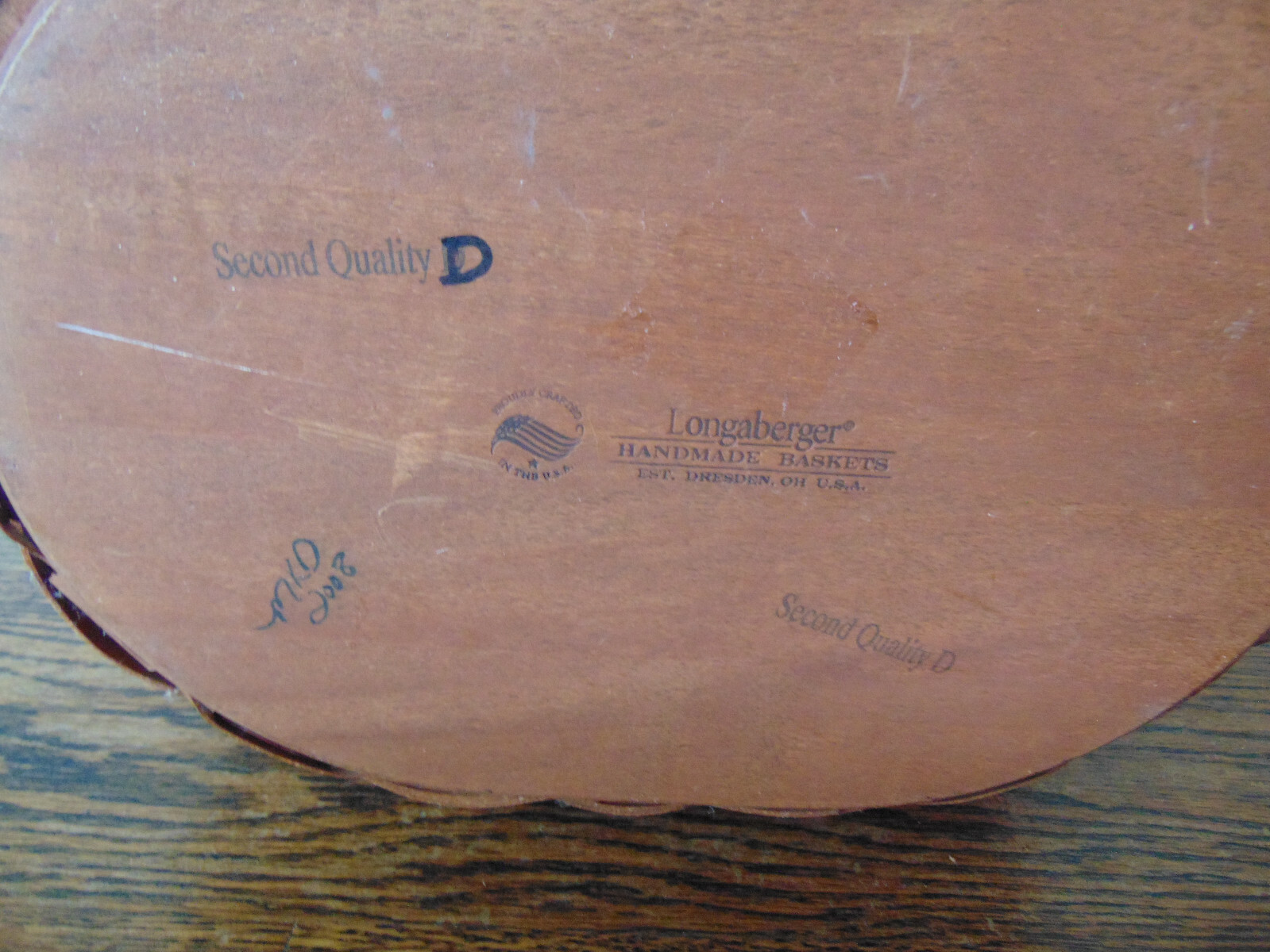 LONGABERGER SECOND QUALITY D BASKET 2008