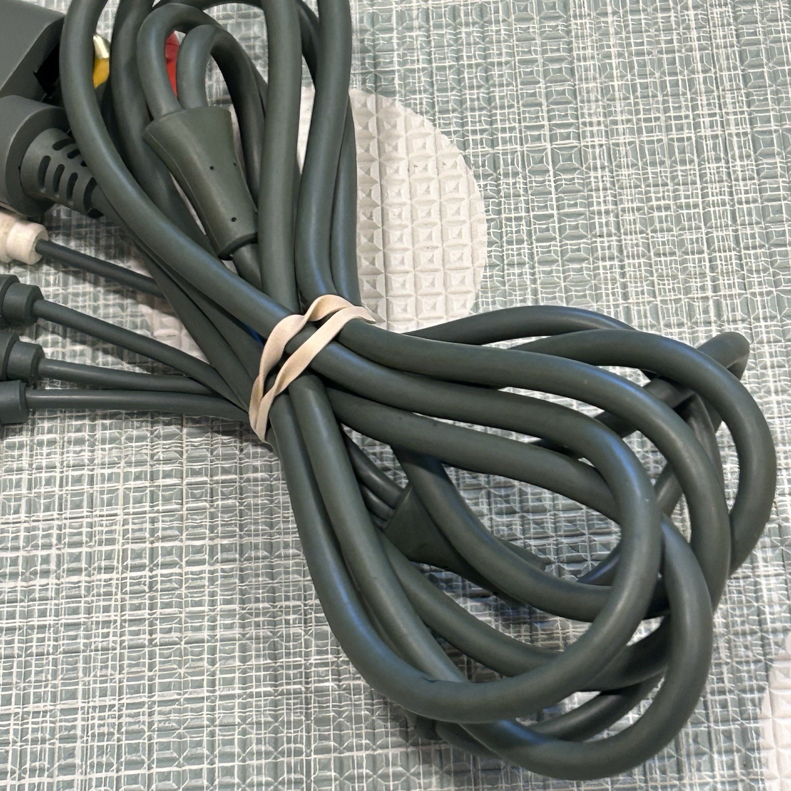 Genuine Microsoft Xbox 360 Component HD AV Cable Grey Gray OEM