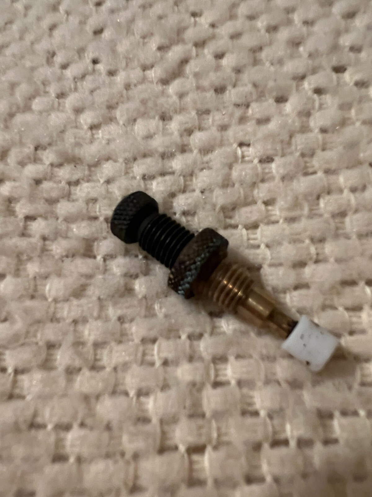 Archery Pressure Plunger