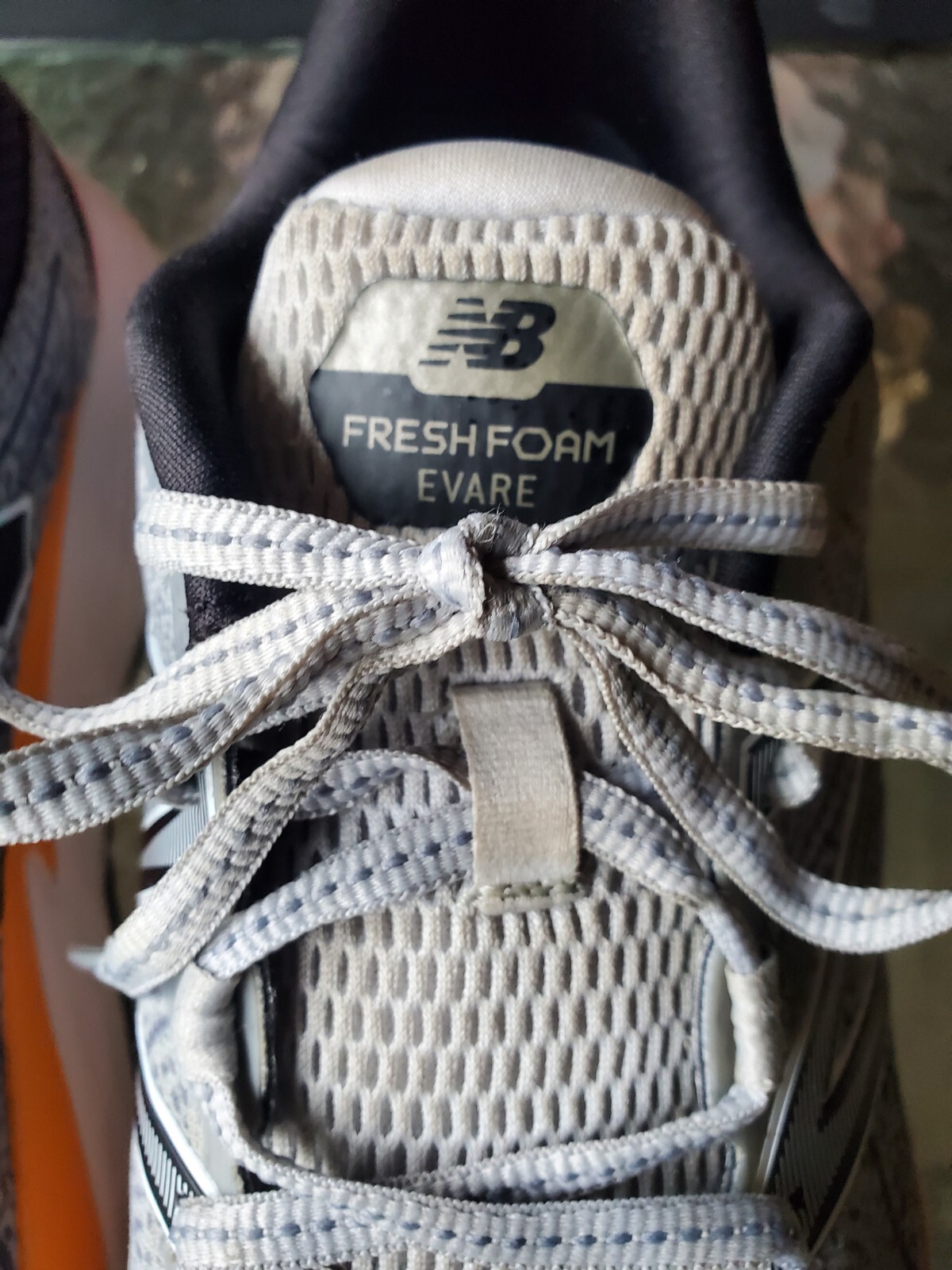 New Balance Men Fresh Foam Evare V1 Running Shoe US 10 D Gray Athletic Sneaker