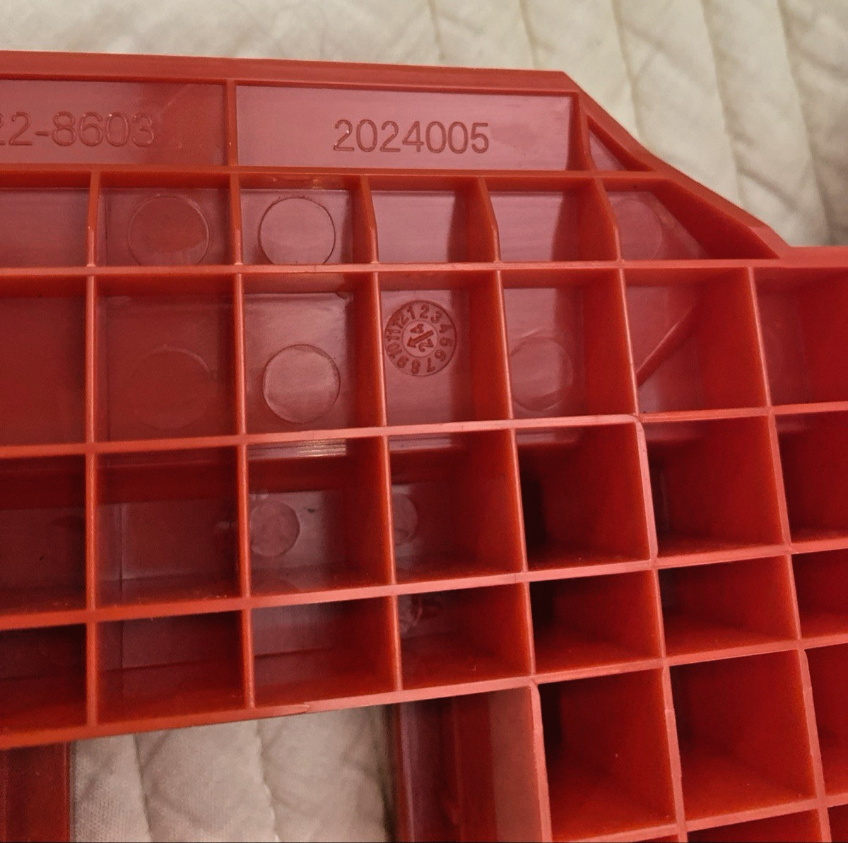 Milwaukee PACKOUT Toolbox Attachment 48-22-8603 M18 Battery Rack