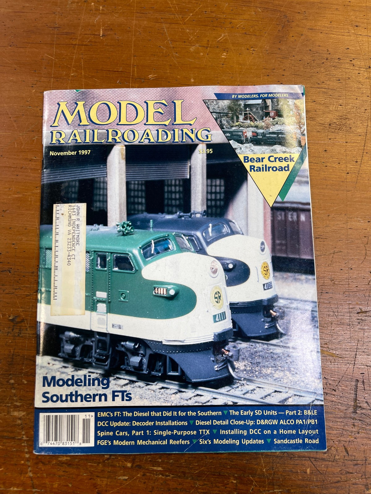 Model Railroading ~ November 1997 ~ Volume 27, No. 9 ~ Modeling Southern FTs