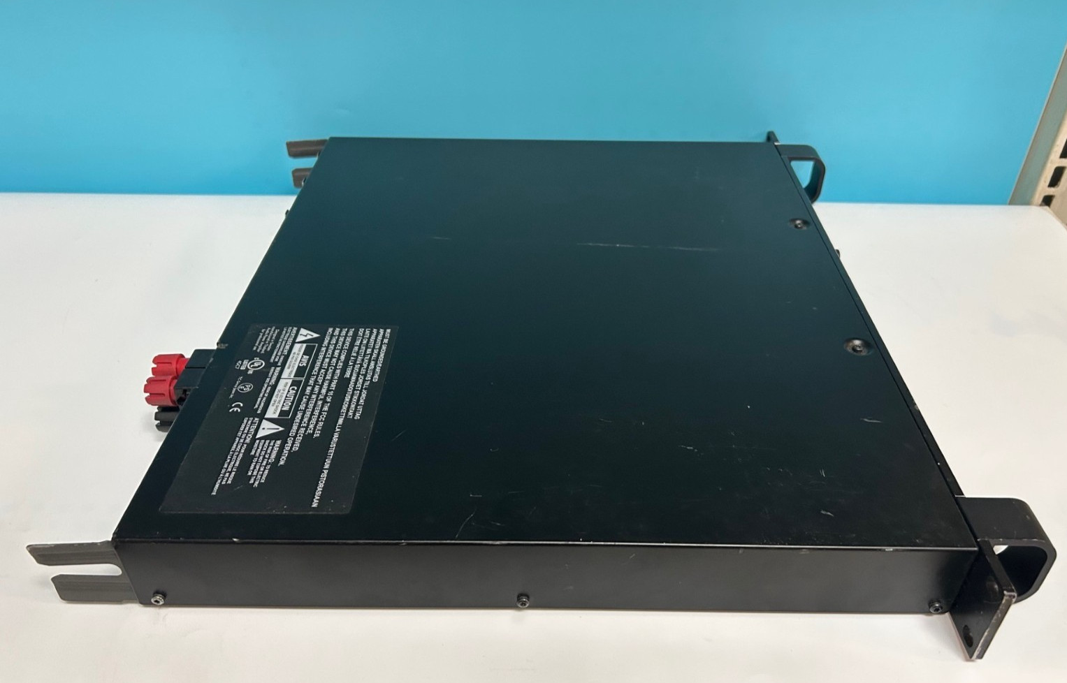 Lab Gruppen IPD2400