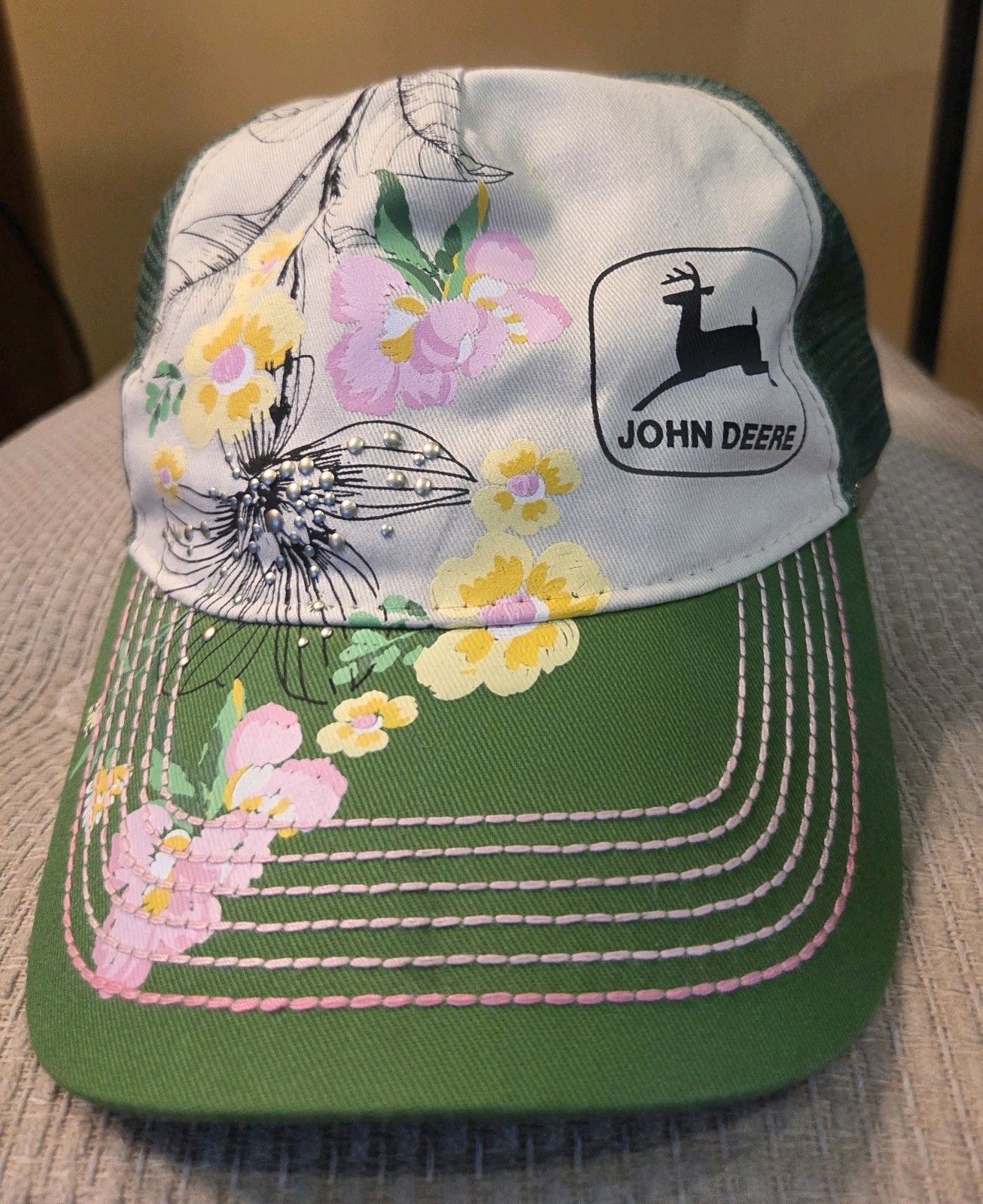 Womens John Deere Unique Hat/Cap Genuine John Deere tag Adustable Back