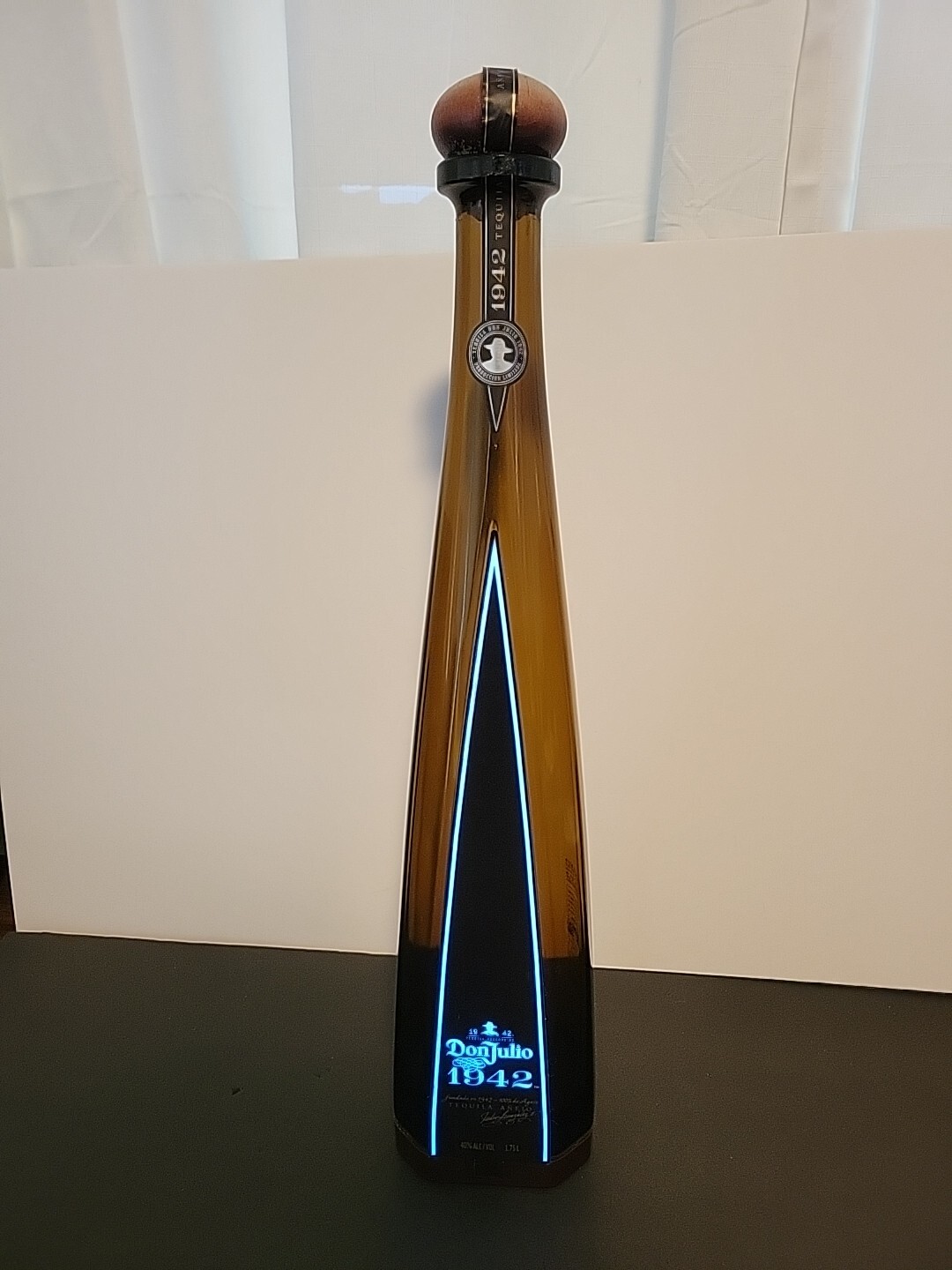 Don Julio 1942  Añejo Tequila SE MAGNUM 1.75 L With Cork, Empty Bottle Luminous