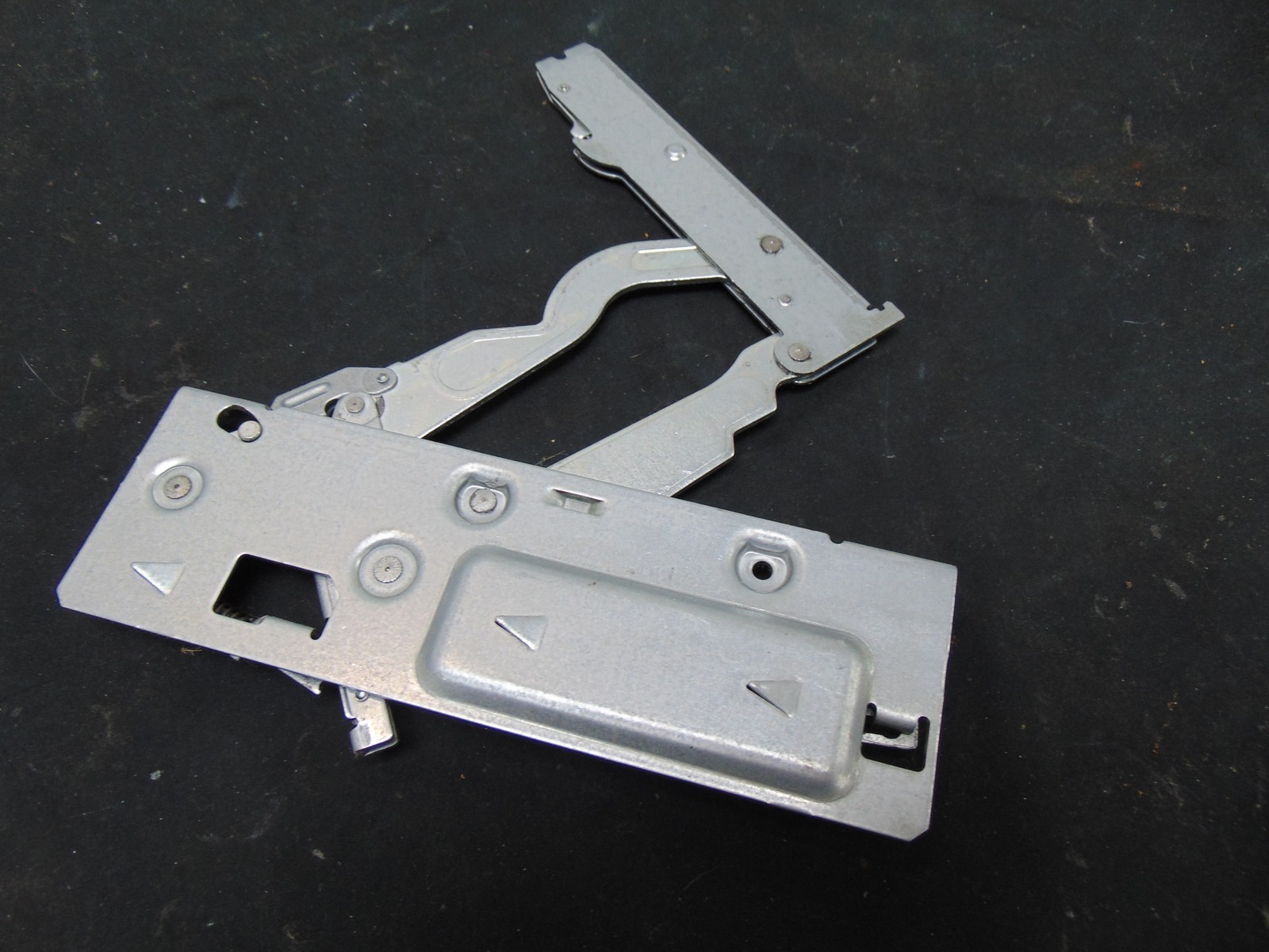 GE Electric Range JBS86SP4SS Hinge Right WB10T10104