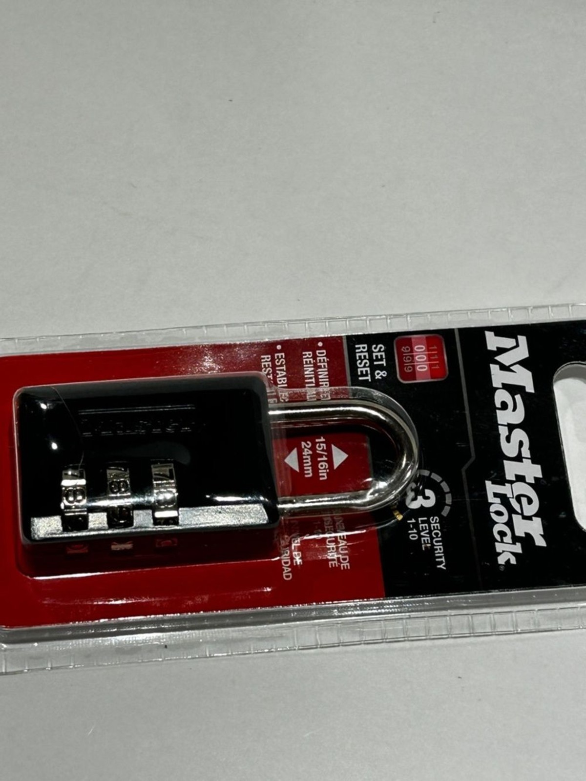 Master Lock 647D Padlock, designed for luggage backpacks lockers level 3 secure
