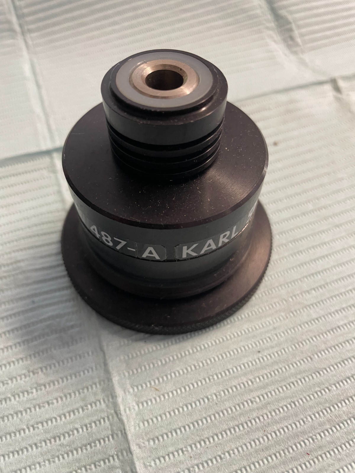 Storz 487A  light source adapter from Storz light source to ACMI cable