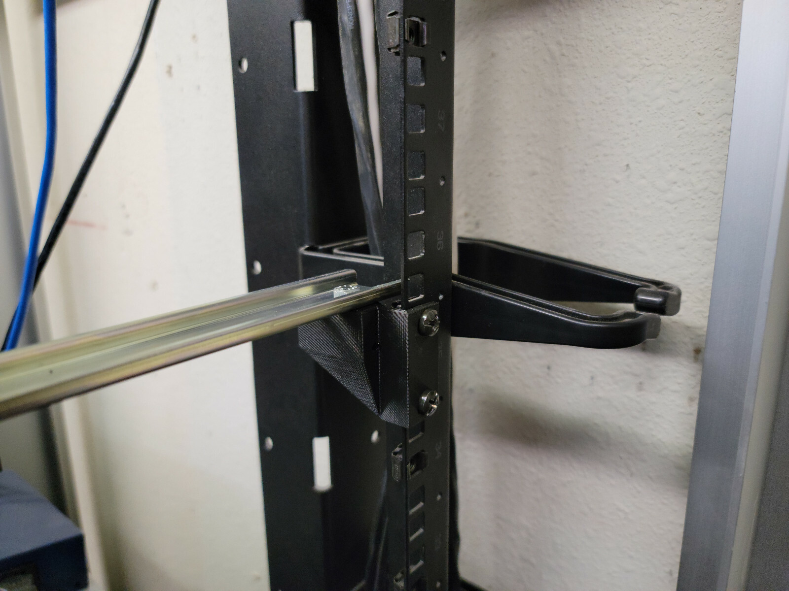 Vertical Din Rail Rack Mount