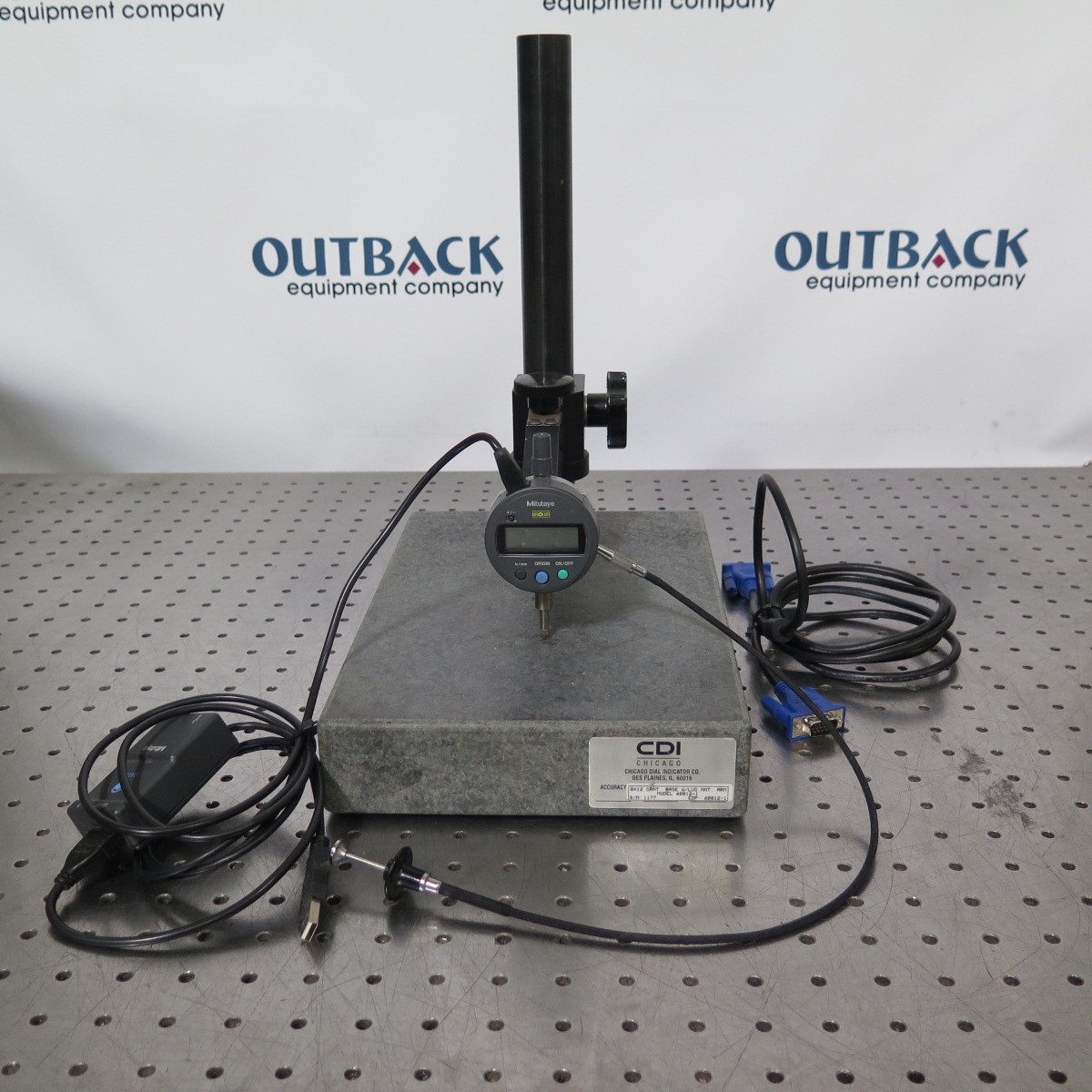 R201909 Mitutoyo Dial Indicator w/ Stand & CDI Granite Base