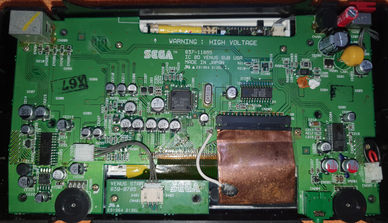 Sega Nomad Aftermarket Screen LCD Installation Full Capacitor Replacement Recap