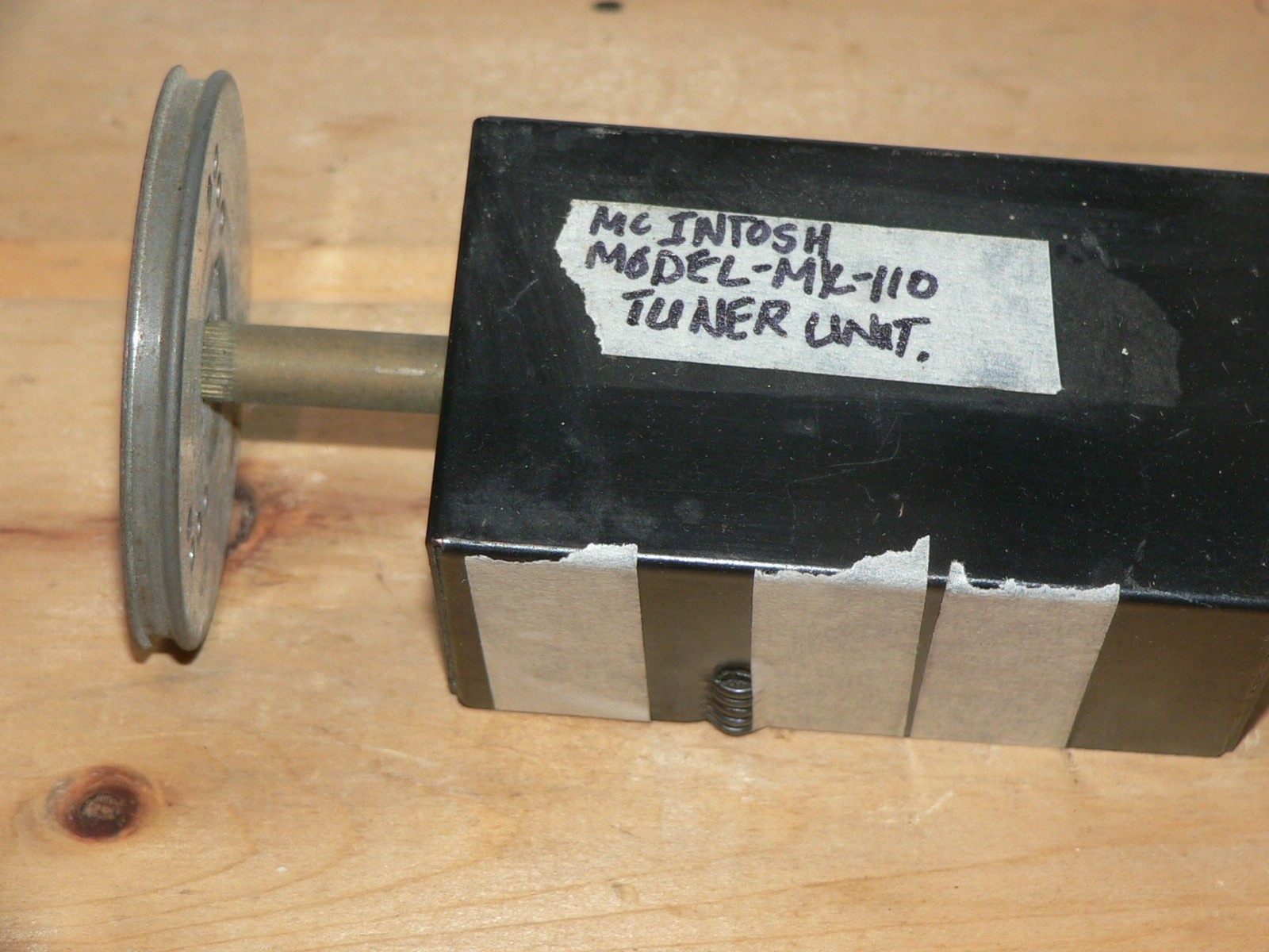1 McIntosh MX-110 Tuner Unit