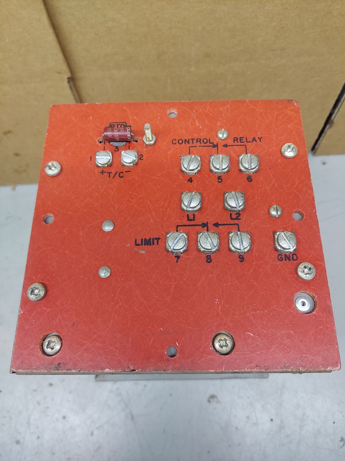 HONEYWELL,R7353 TEMPERATURE CONTROL DIALATROL **UNTESTED*UNKNOWN WORKING CONDITI