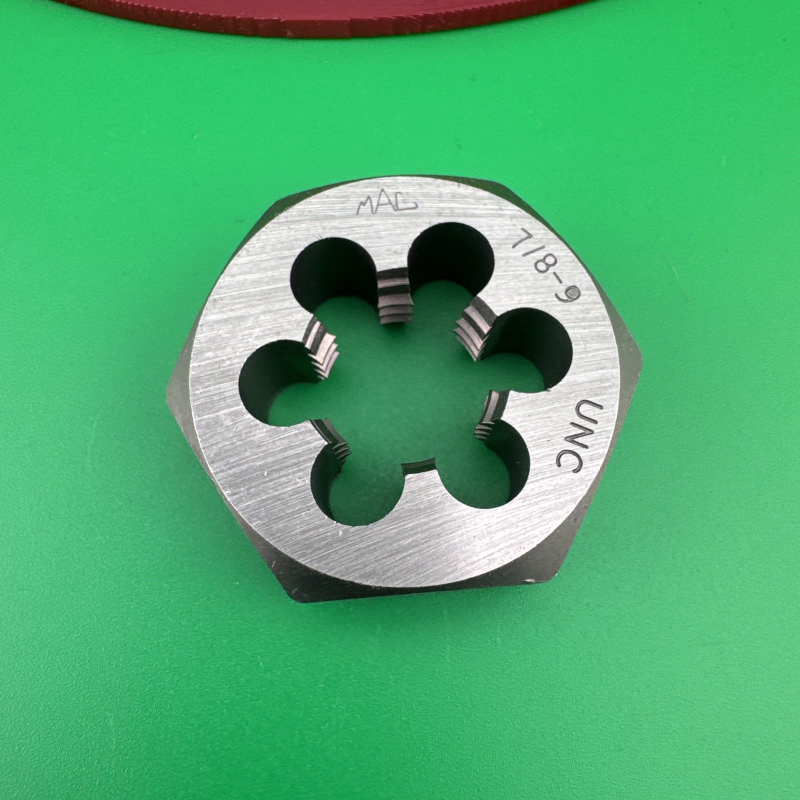 Mac Tools 8561DIA SAE Hexagonal Die 7/8"-9 NC - 1-13/16" Shank