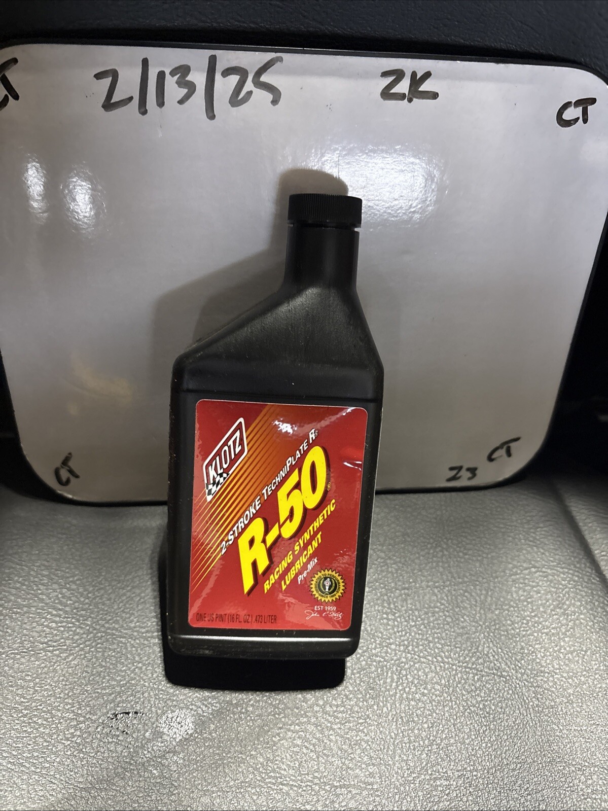 Klotz KL-102 R50 Techniplate PreMix 2-Stroke Oil Racing Lubricant 1 Pint 16oz