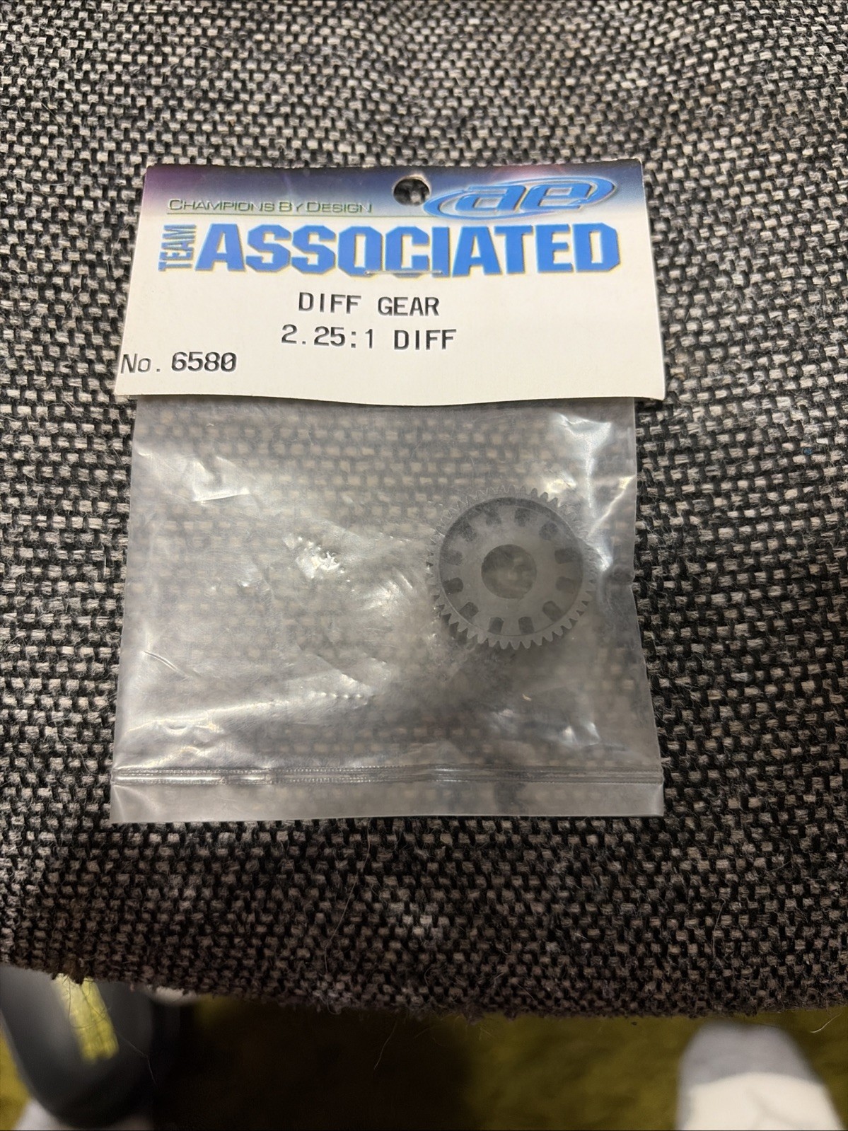Team Associated RC10 Diff Gear 2:25:1 Stealth Transmission (Part No. 6580)