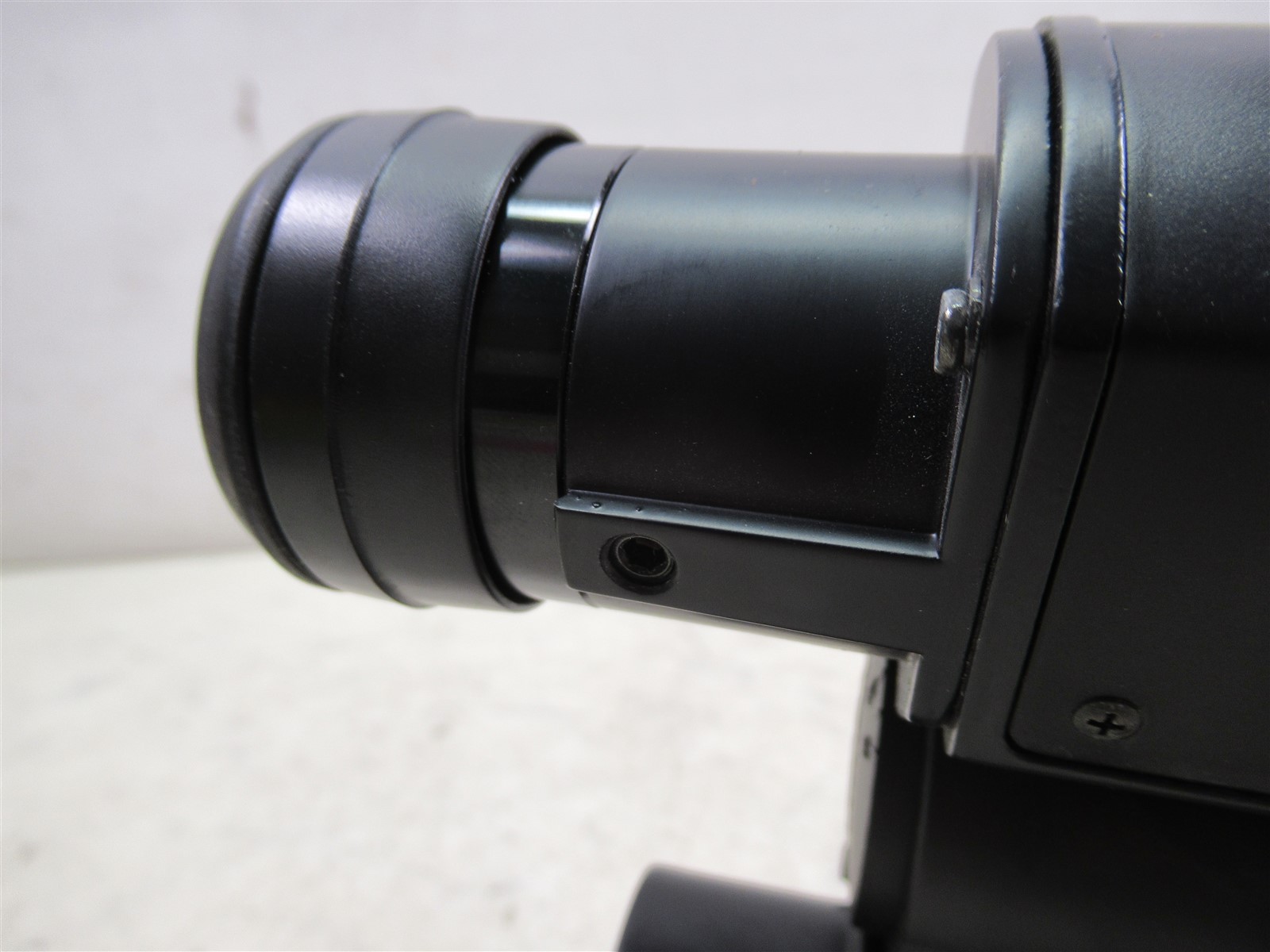 Nikon Eclipse E200 Microscope Binocular Head E2-TB Missing One Eyepiece