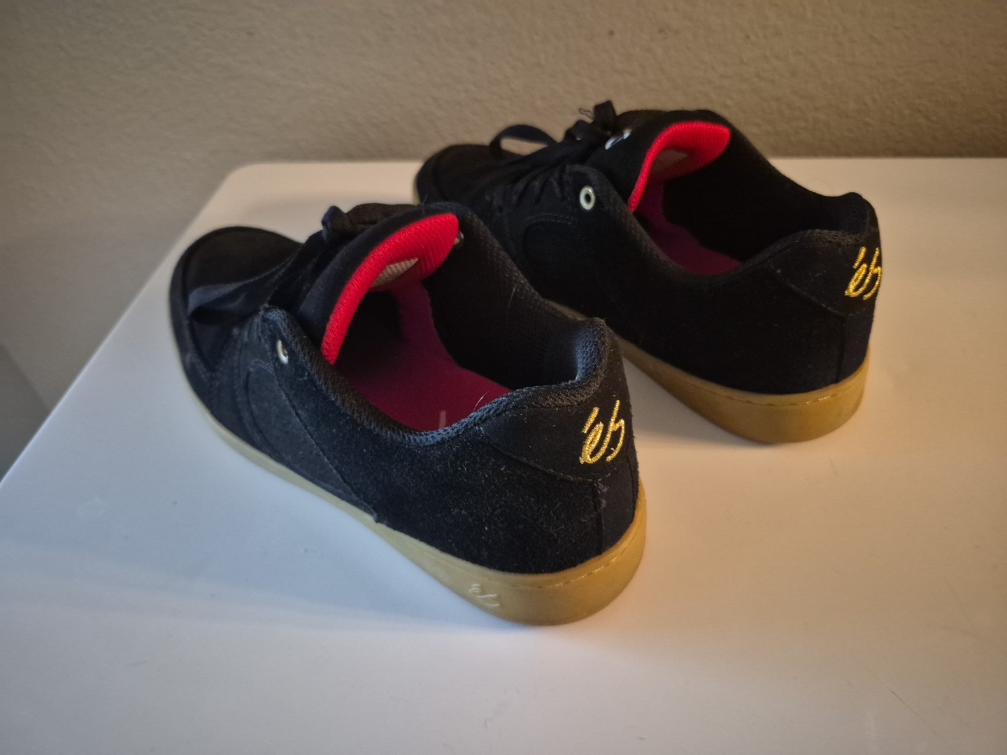 ES Accel Slim 5101000144964 Mens Black Suede Skate Inspired Sneaker Shoe