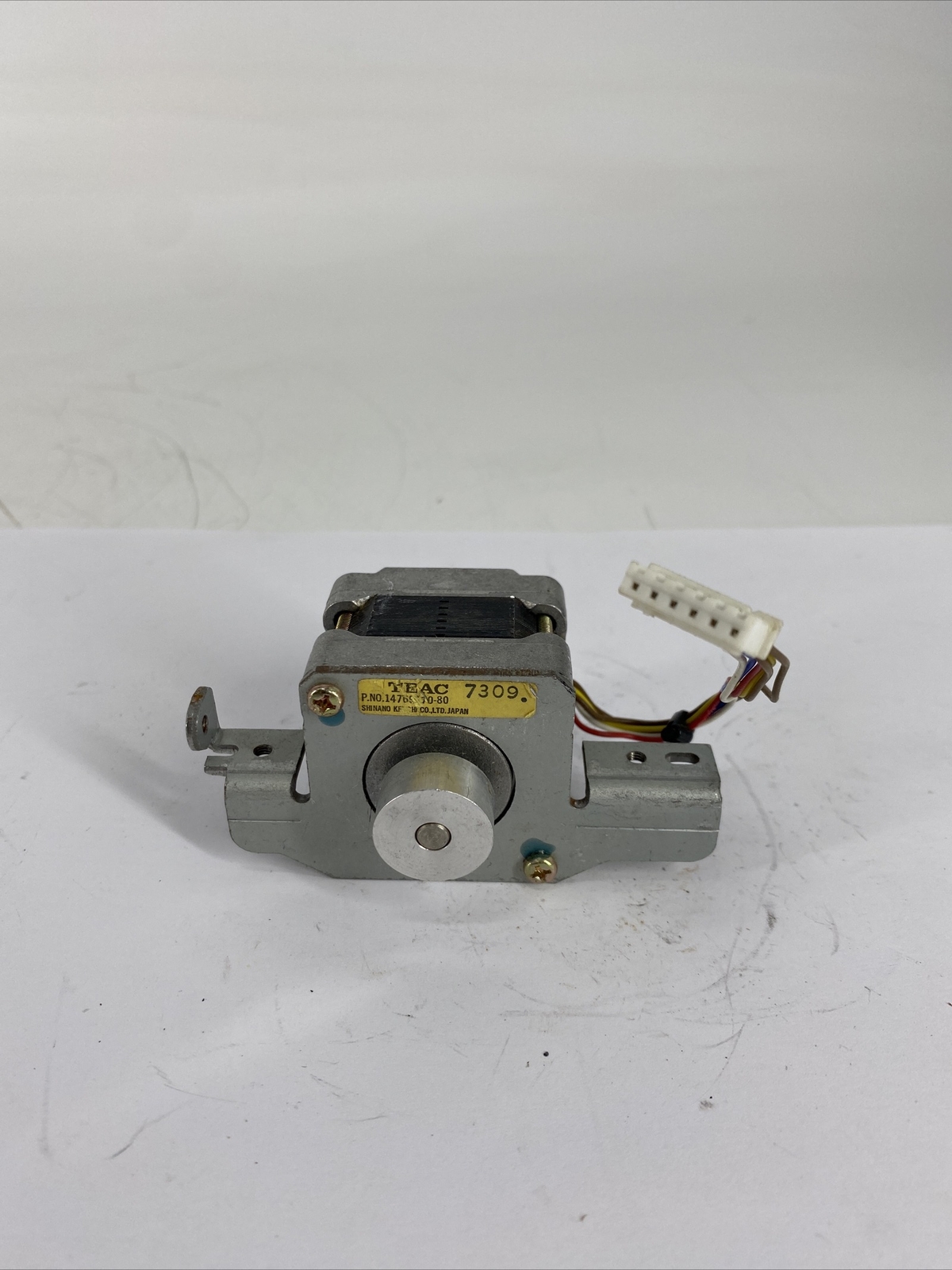 TEAC 14769070-90 Step Motor  7309