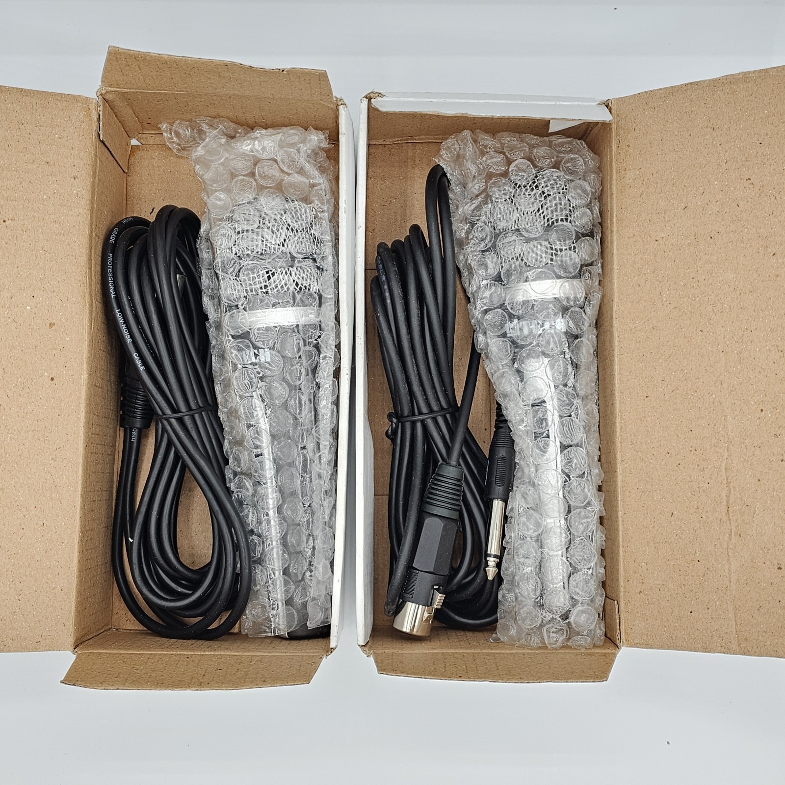 RiTech RJ-4200 Wired Karaoke Microphones Pair NEW IN BOX DVD Player Mic Set