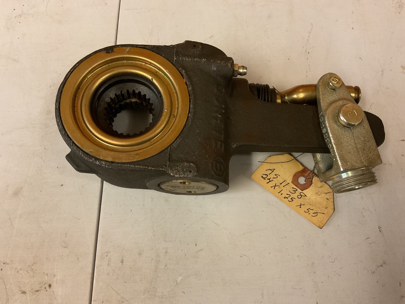 Gunite AS1138 Automatic Slack Adjuster – OEM Heavy-Duty Truck Brake Component