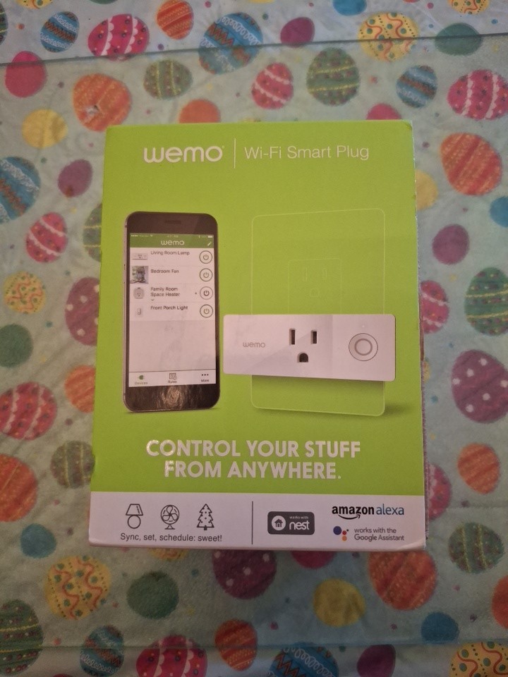 WeMo WiFi Enabled Mini Smart Plug - White (F7C063) Works with Nest Alexa Google