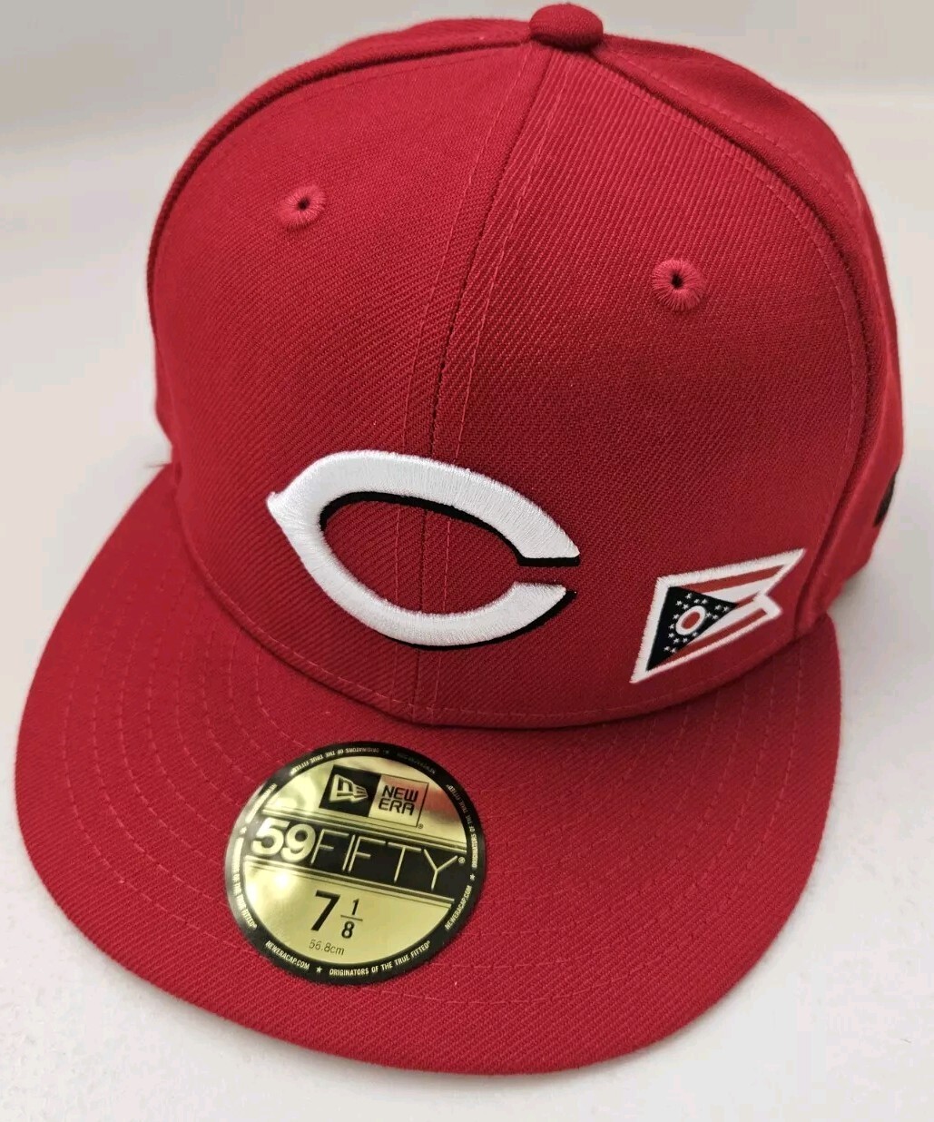 Cincinnati Reds New fitted hat 7 1/8. Ohio Flag