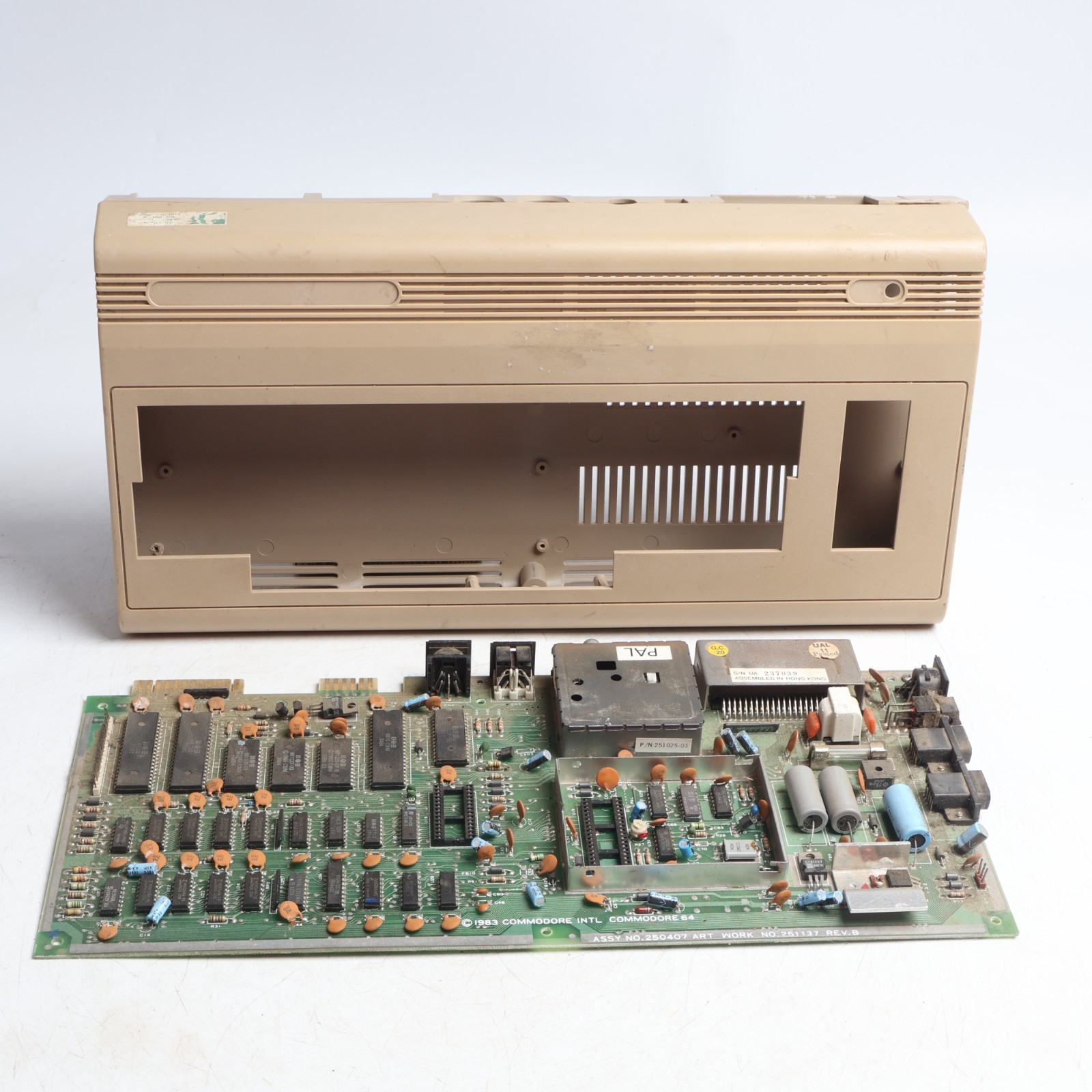 Vintage C64 Commodore 64 Breadbin Computer Console W/ MBOARD