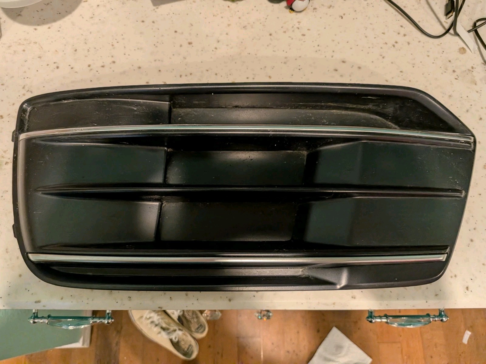 AUDI Q5 GRILLE LEFT 2018 2019 OEM 80A807681B