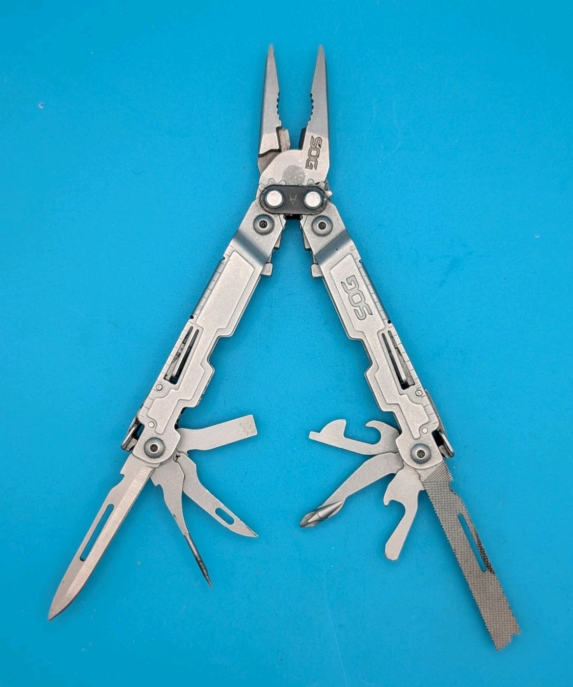 SOG Power Access Deluxe Knife with Pliers!