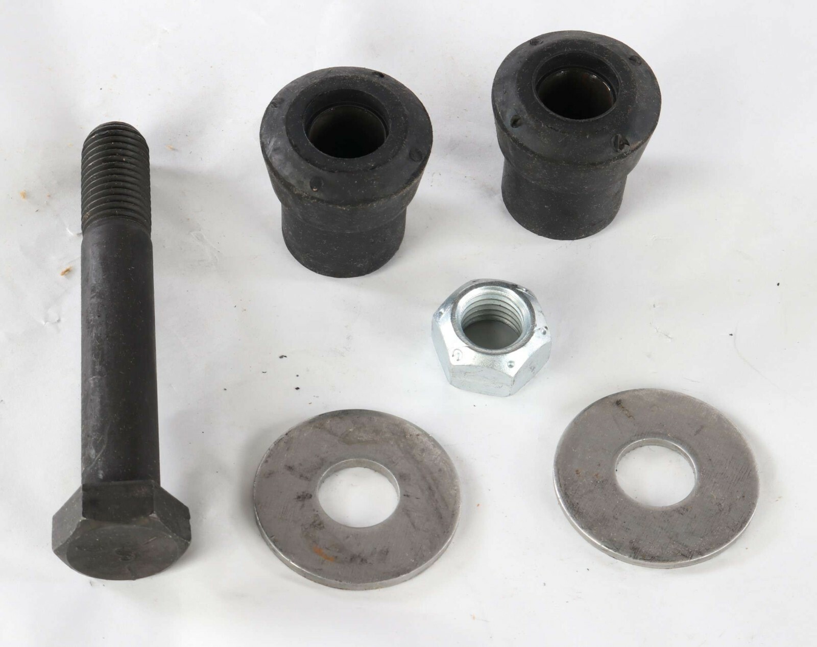 New R301983 Meritor Bushing Assembly
