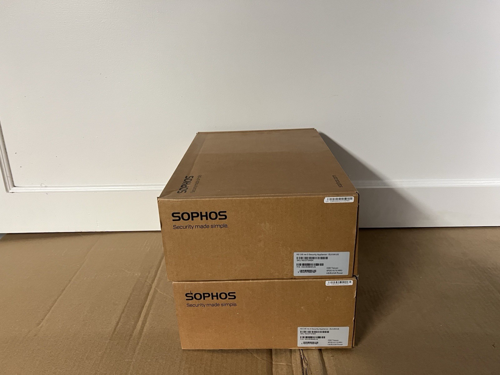 Sophos XG 135 VPN Firewall Appliance - White
