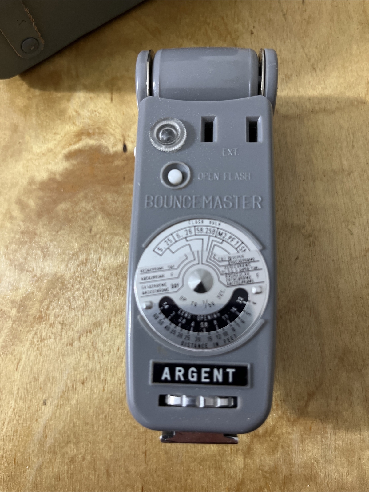 VINTAGE Argent BOUNCEMASTER Model MS Flash - Leather Case!