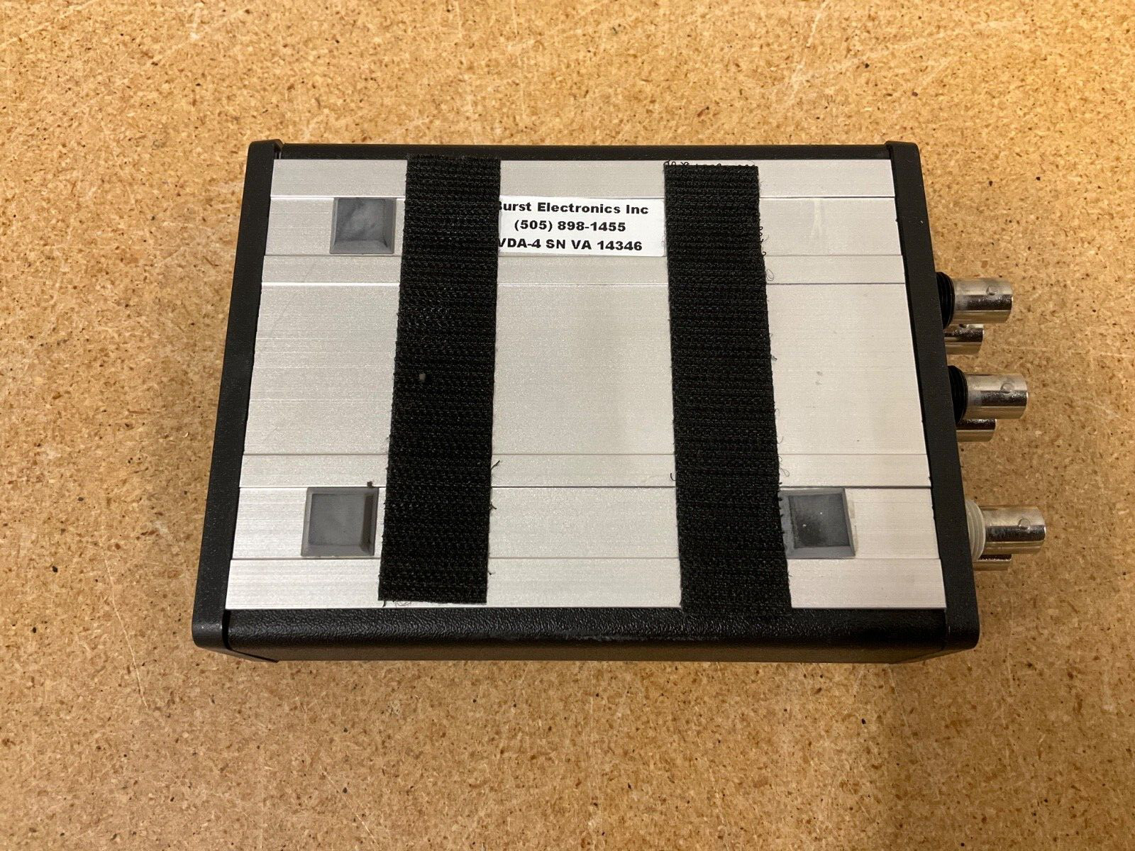 Burst VDA-4 Video Distribution Amplifier
