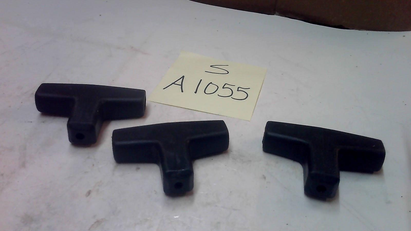 UNIVERSAL PULL ROPE HANDLE ( LOT OF 3)