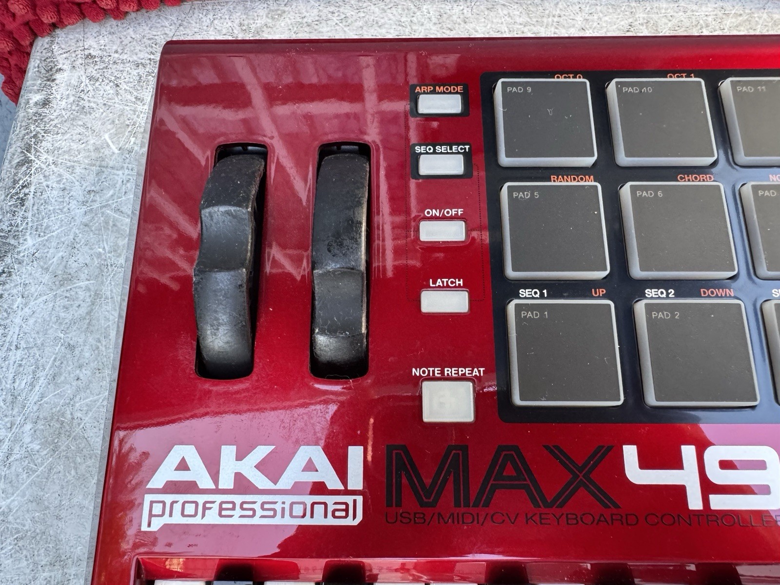 Akai Professional MAX49 USB/MIDI/CV Keyboard Controller with Touch Faders