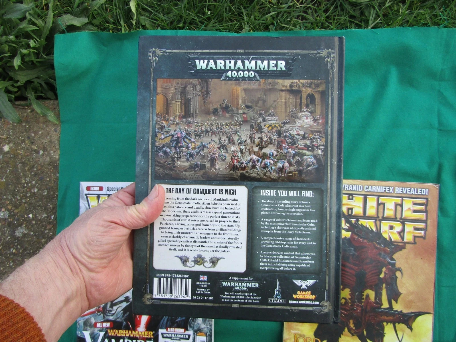 3Kg Warhammer Codex BUNDLE Genestealer Cults 40K Mags + Fantasy Art Book JOB LOT
