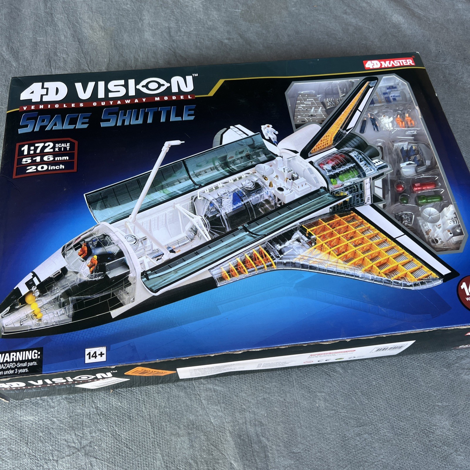 "in outer box rare 4D vision space shuttle exquisite model for collection Ln198