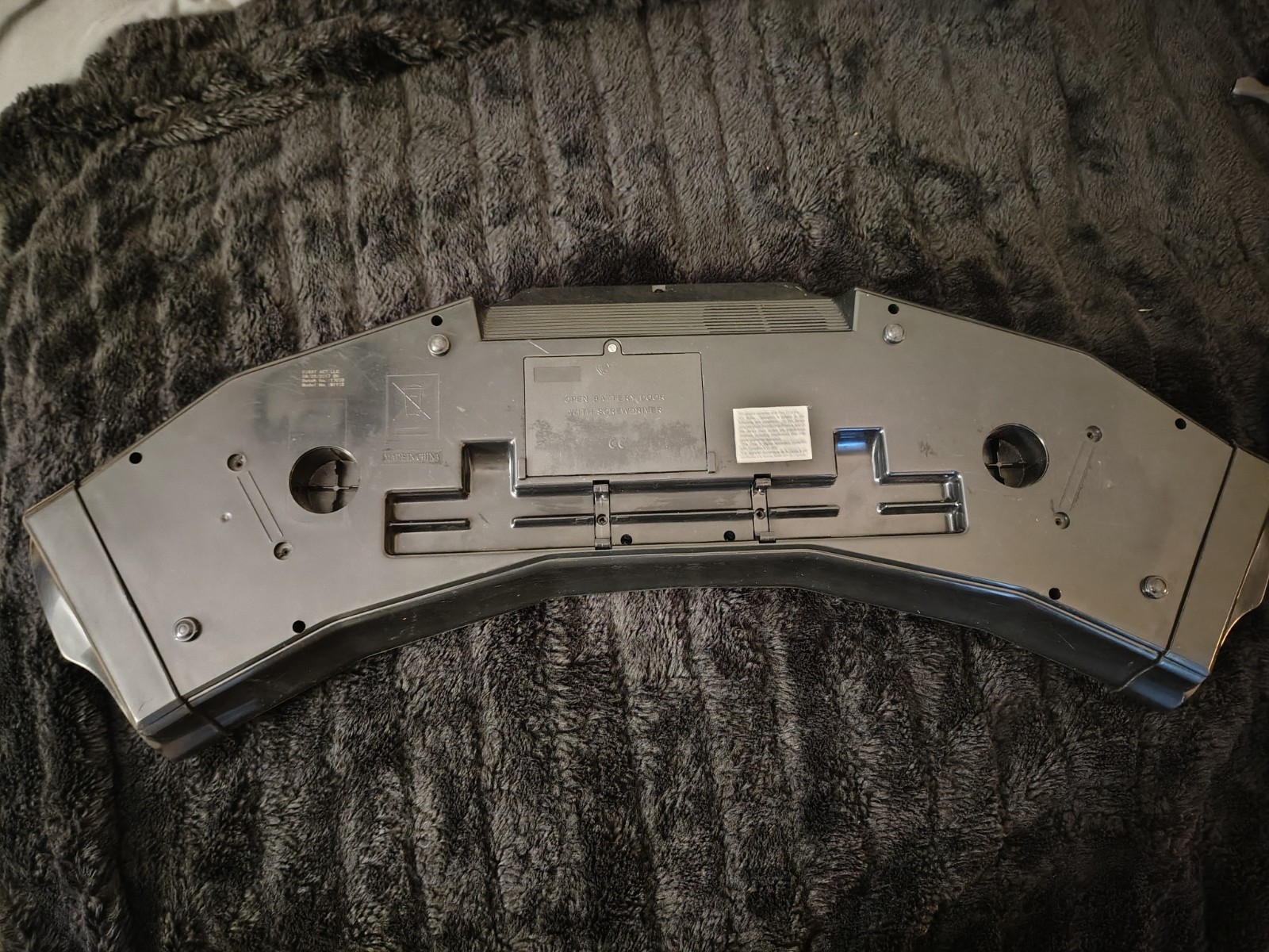 First Act 5-Pad Digital Electronic Drum Pad Controller, 5 Pads, NO STICKS!