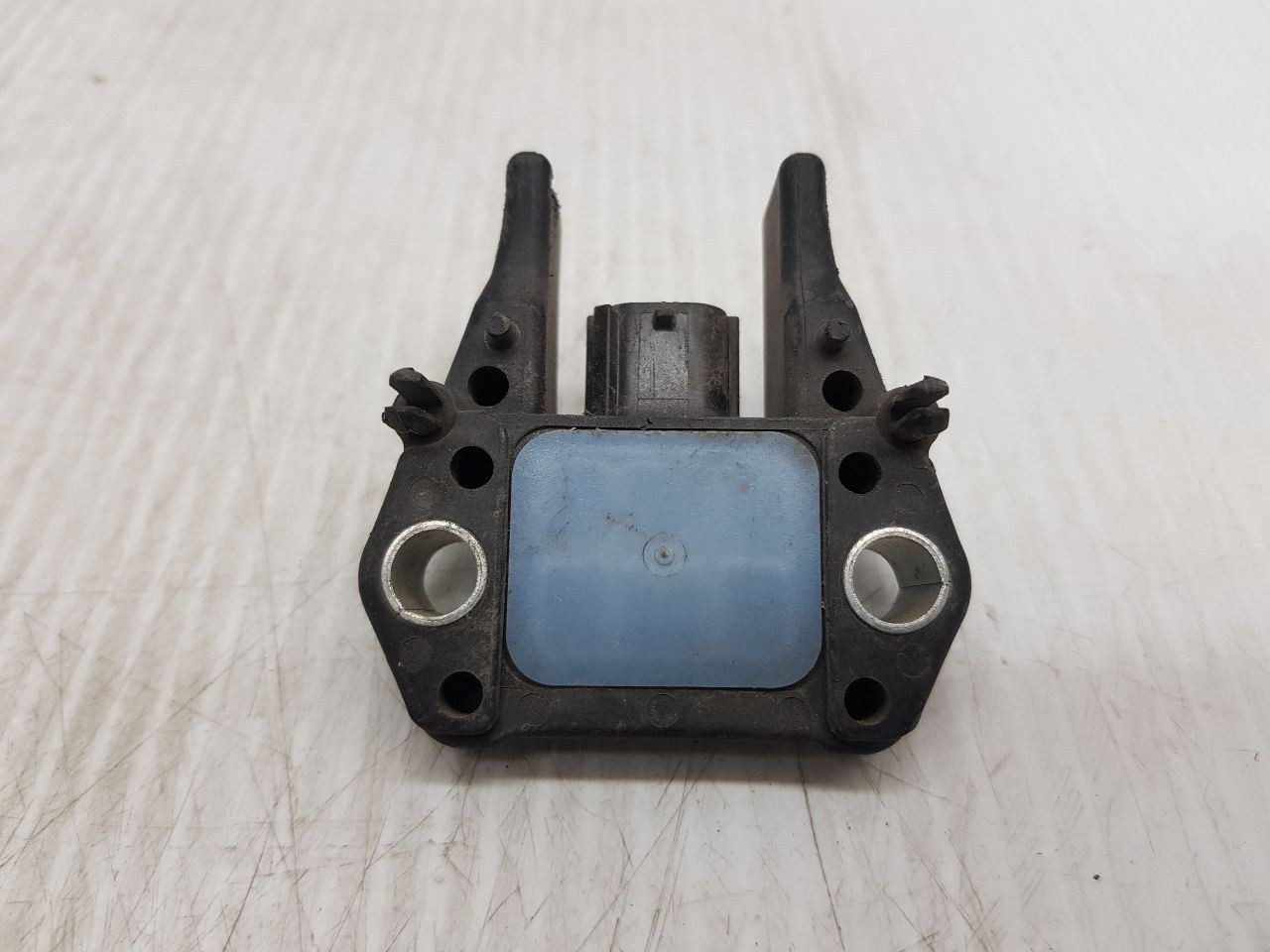 2015-2020 TOYOTA SIENNA CRASH IMPACT SENSOR OEM 89173-08040